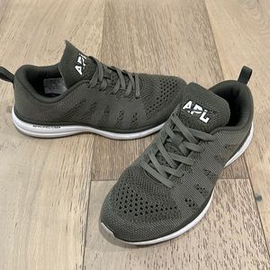 APL TechLoom Pro Cashmere Sneakers